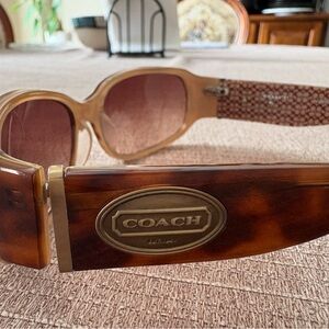 COACH Tortoise Brown Sunglasses with Gold Logo Plaque